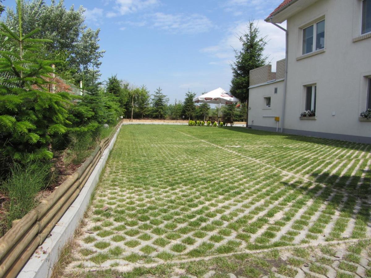 Pokoj Vivat Mierzyn  Exterior photo